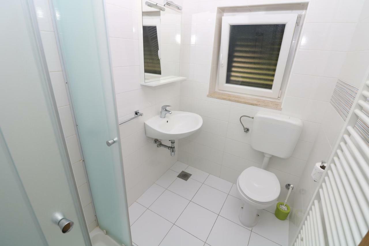 Double Rooms Jasna With Sea View Baška Zewnętrze zdjęcie