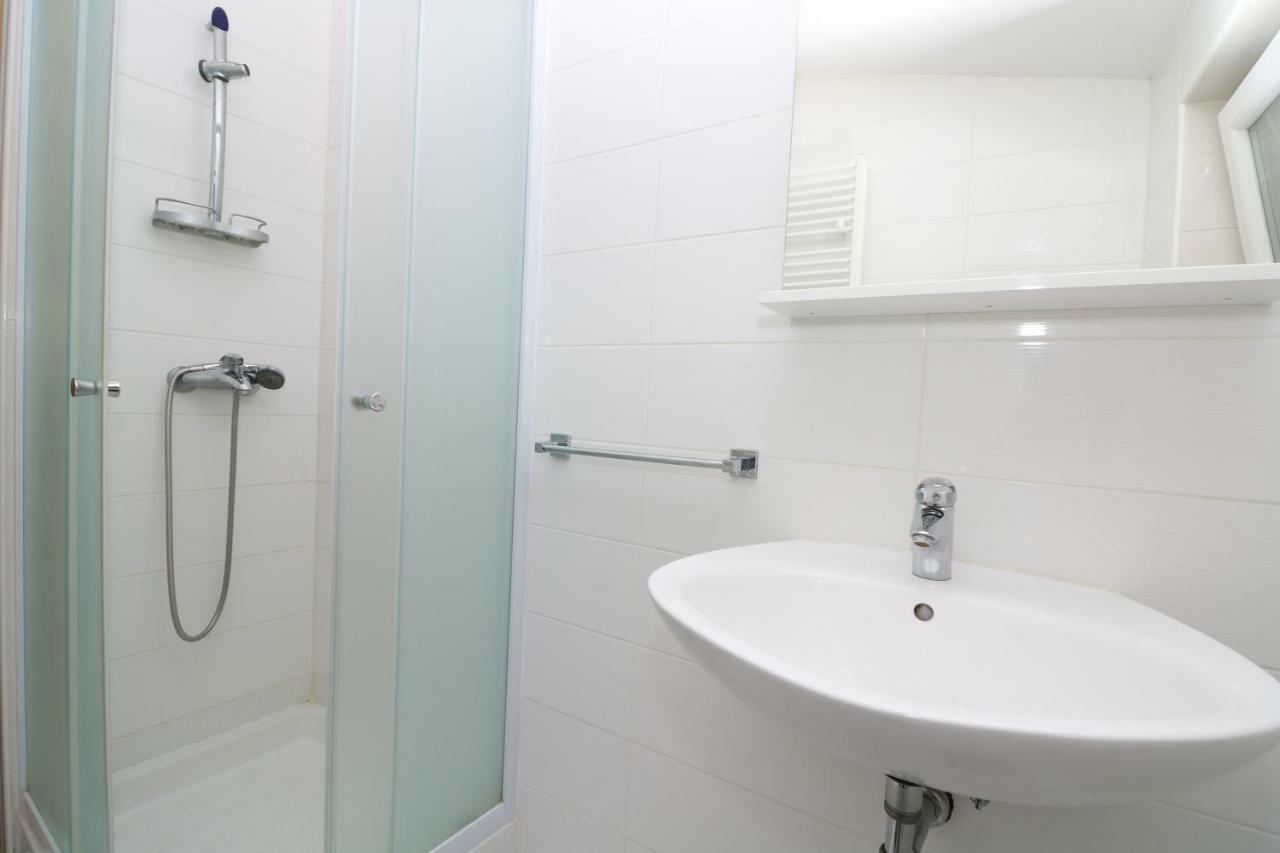 Double Rooms Jasna With Sea View Baška Zewnętrze zdjęcie